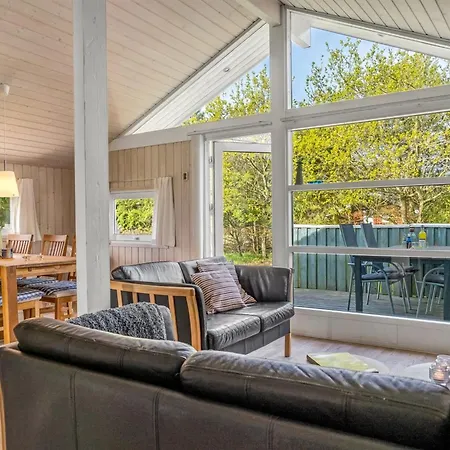 Josef - 1-2km From The Sea By Interhome *