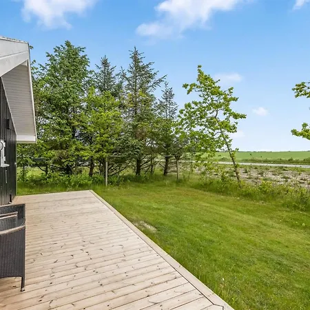Josef - 1-2km From The Sea By Interhome *