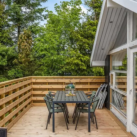 Josef - 1-2km From The Sea By Interhome